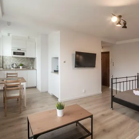 Sea Apartments- Okrzei Апартаменти